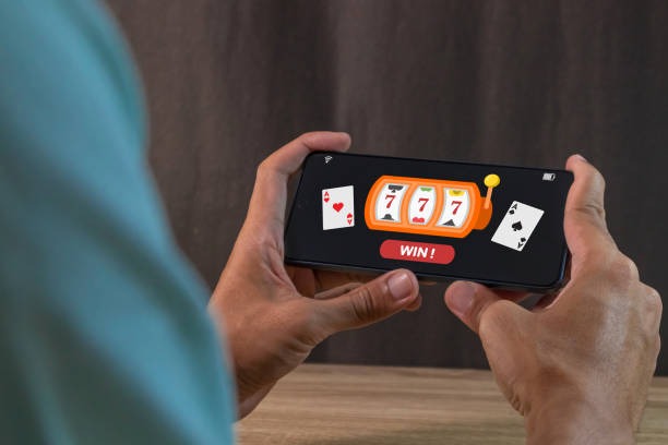 Mobile cashier and account verification screen for live table access